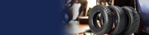 Une rangée de pneus